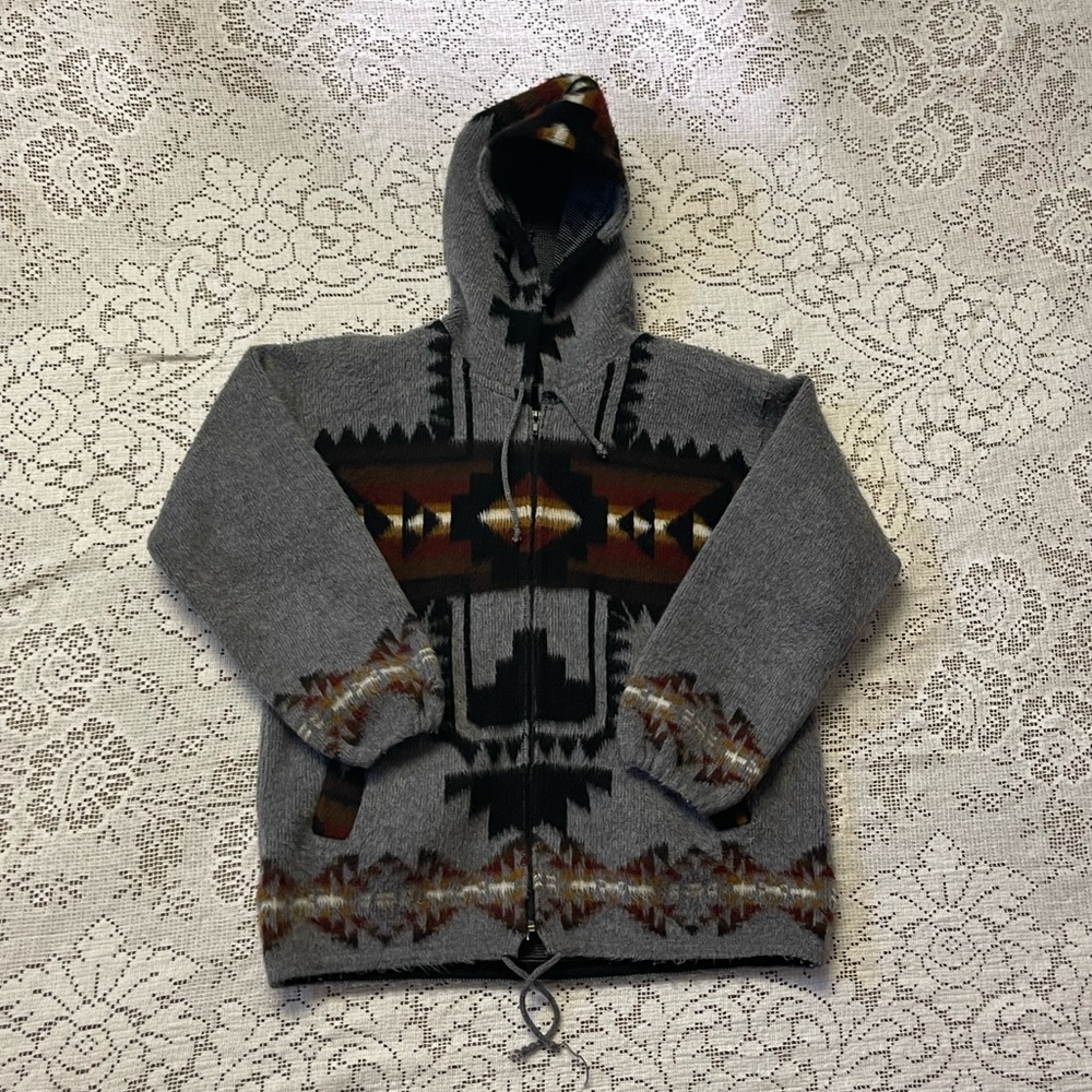 Mens handmade vintage earth ragz hundred percent acrylic  zip up size small